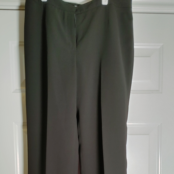 Kasper Size 8 black pants - Picture 2 of 3